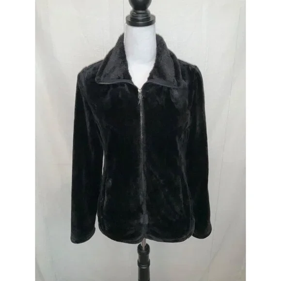 Tops - Picture 2 of 8